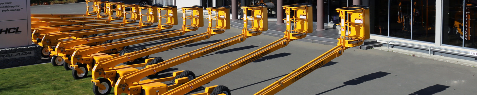 Blog Header_different types of ladders Blog Header_different types of ladders